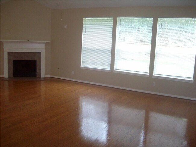 Building Photo - 14906 White Forge Ln