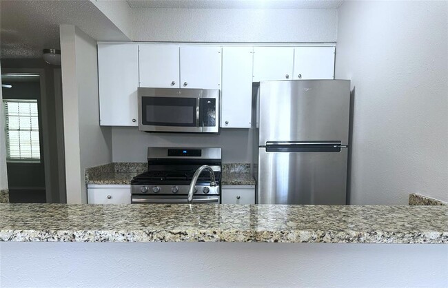 Building Photo - 7801 Shoal Creek Blvd
