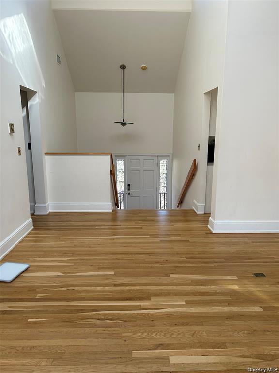 Building Photo - 194 Westchester Ave