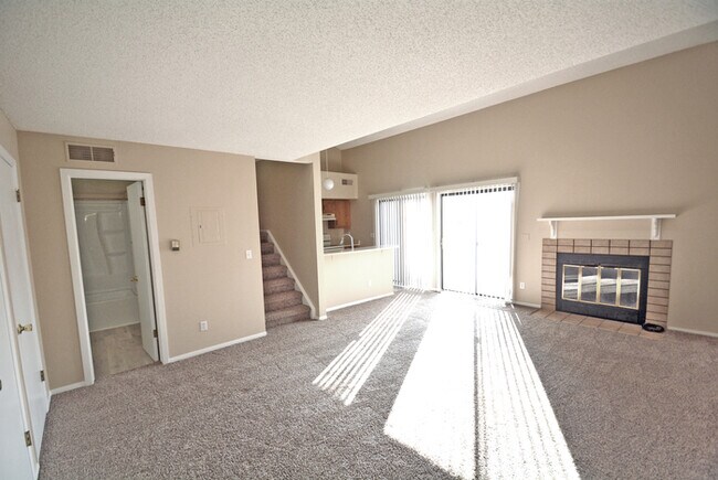 Building Photo - Loft One Bedroom plus additional main floo...