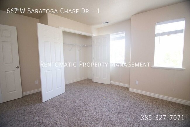 Building Photo - 667 W Saratoga Chase Dr