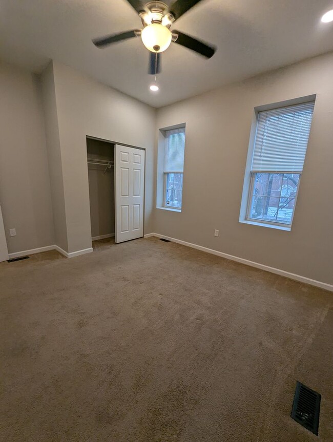 Building Photo - **$500 Security Deposit & 1st Month Free w...