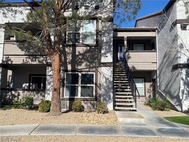 Building Photo - 7255 W Sunset Rd