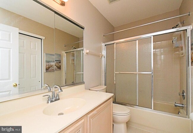 Building Photo - 1039 Greenes Way Cir