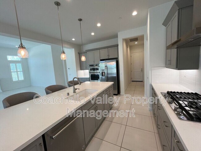 Building Photo - 12 Barolo