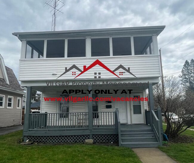 Building Photo - 311 Fox St