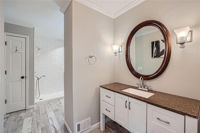 Building Photo - 7575 Ball Mill Rd NE