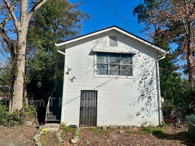 Building Photo - 1304 E 34th St