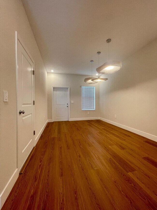 Building Photo - 6159 Park Promenade Way