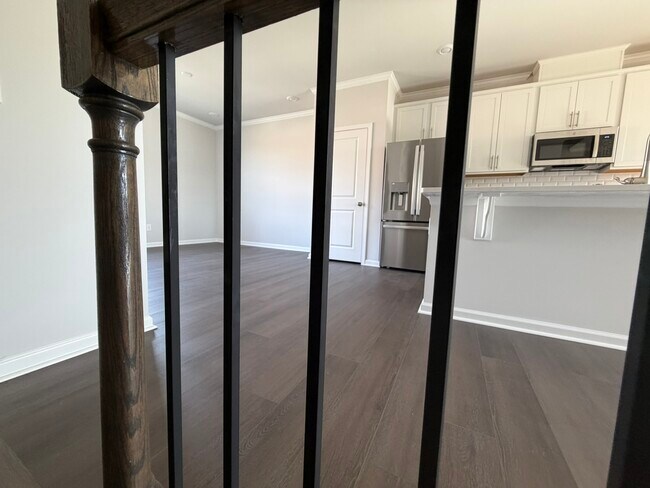 Building Photo - Carolina Springs