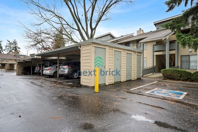 Building Photo - 2 BED & 2 BATH CONDO FOR RENT