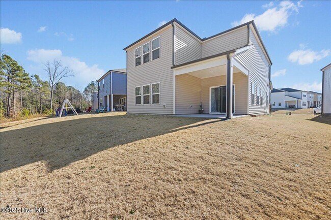 Building Photo - 149 Wilbur Lake Dr