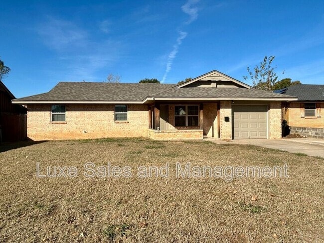 Building Photo - 605 Moraine Ave