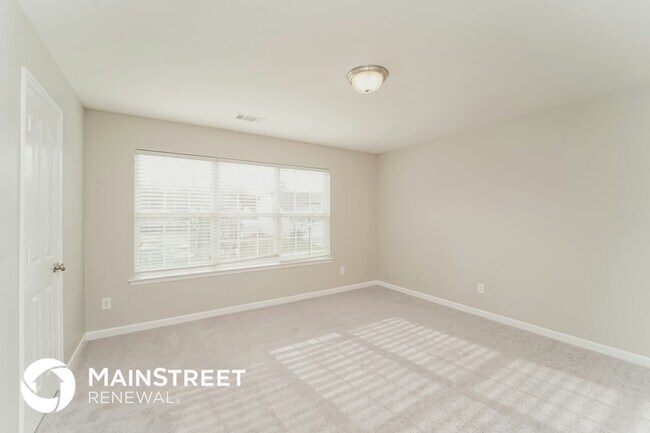 Building Photo - 9621 Pond Vista Court