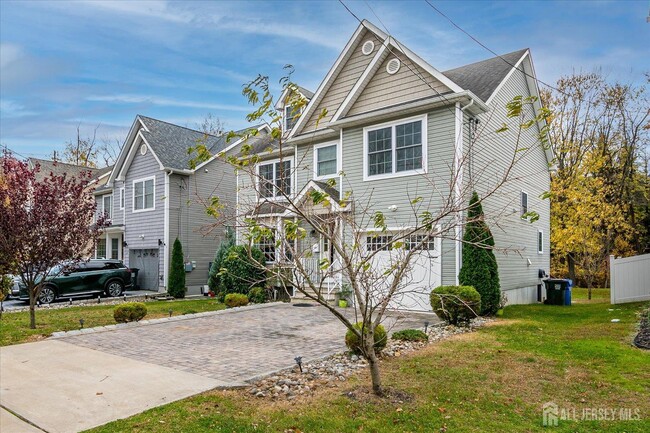 Building Photo - 169 Metuchen Ave