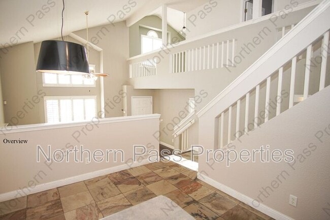 Building Photo - 1516 Cherokee Ridge Dr