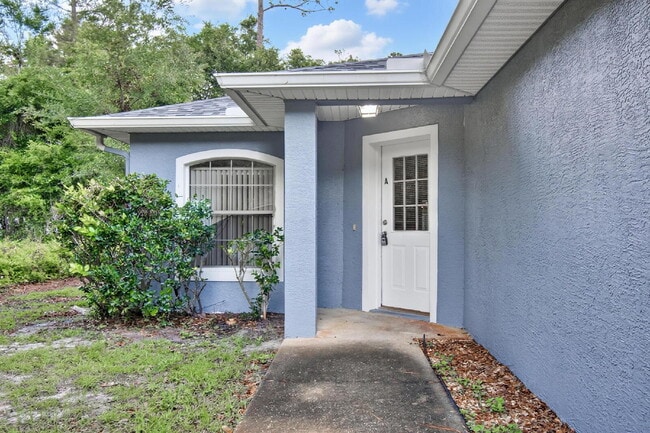 Building Photo - DUPLEX