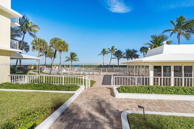 Building Photo - 500 Ocean Dr