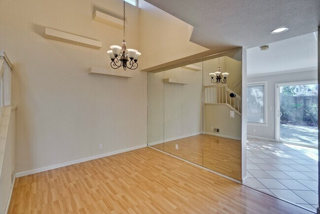Building Photo - Great Home & Location in San Jose, CA