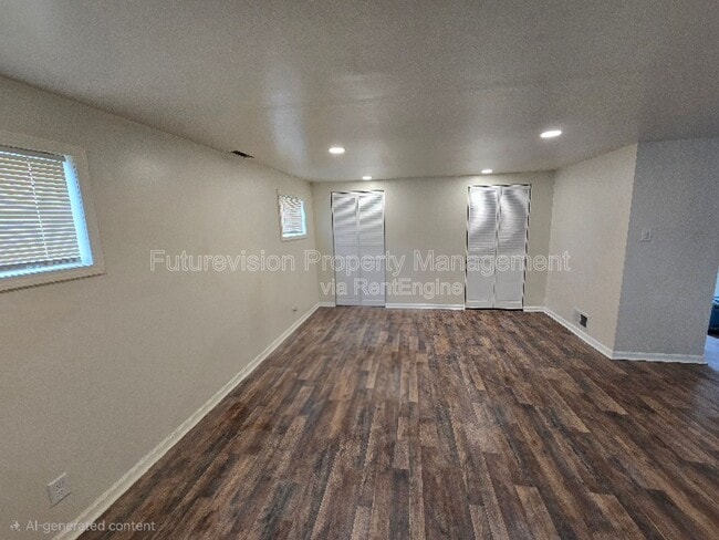 Building Photo - 2421 Garden St