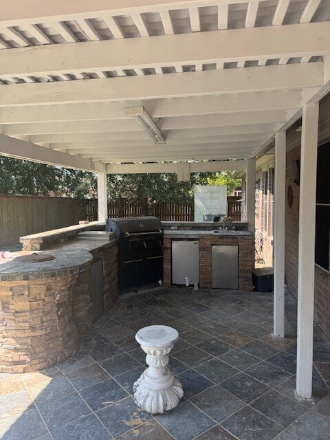 Building Photo - 17063 Clan MacGregor Dr