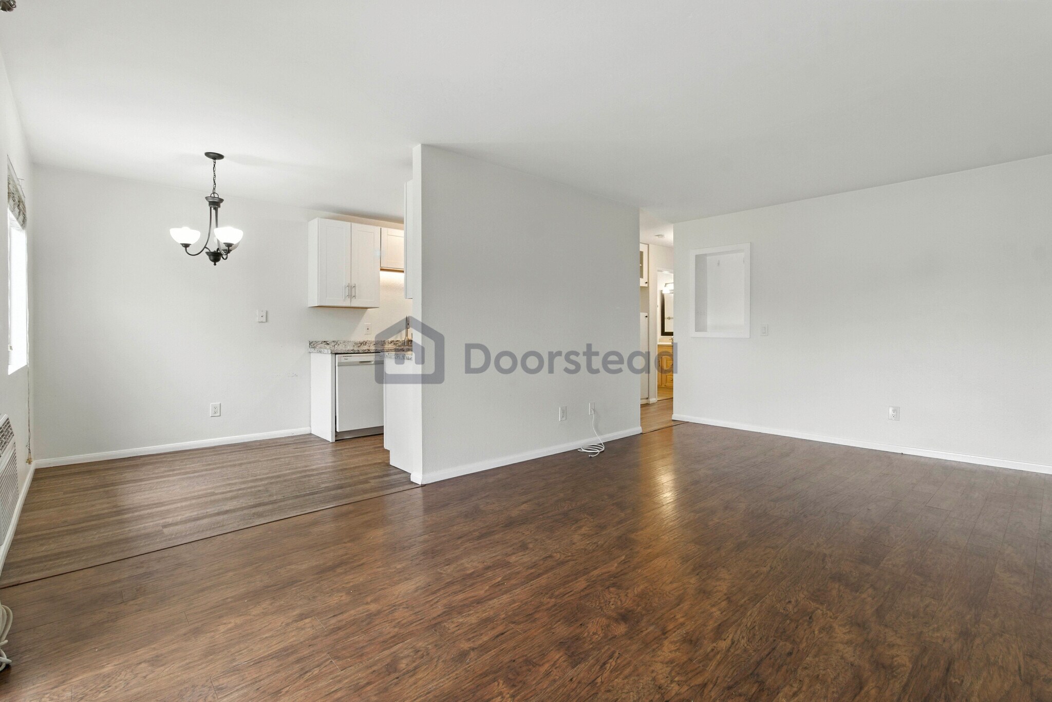 Building Photo - 9175 Campina Dr