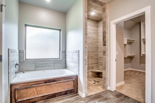 Building Photo - 4624 Rush Spring