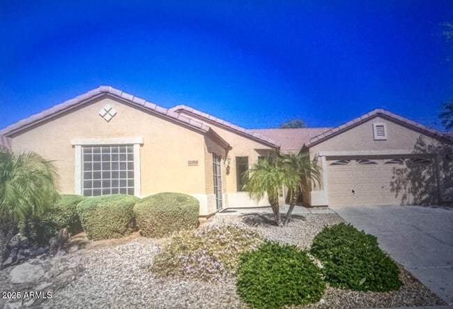 Primary Photo - 22958 W Yavapai St