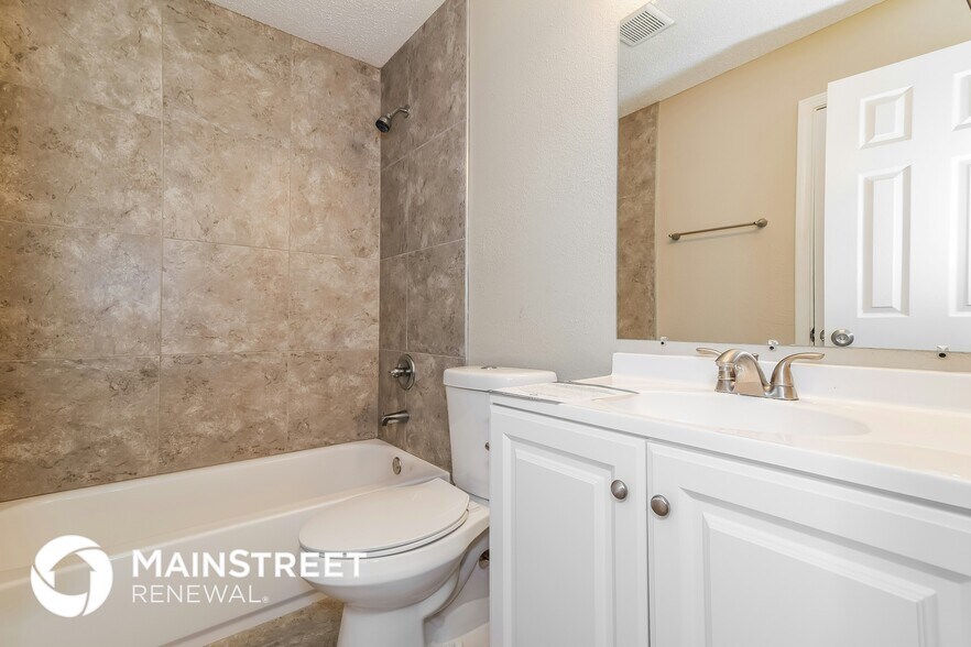 Building Photo - 3225 Abaca Ct