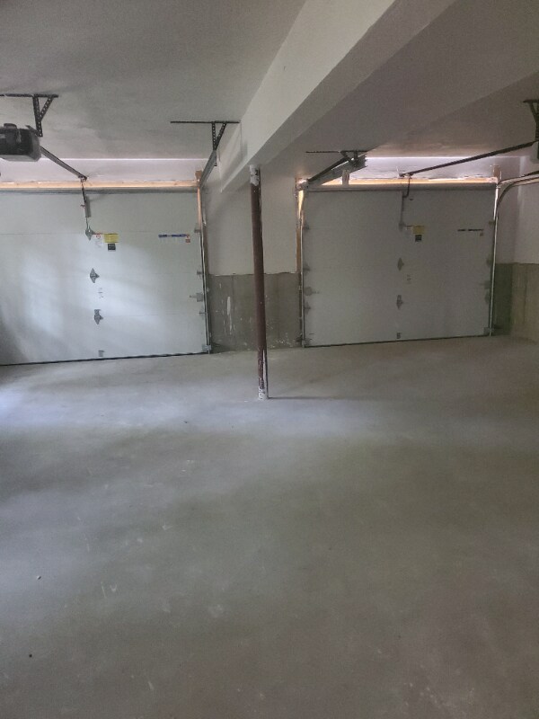 Building Photo - 7 Shamrock Ln