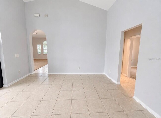 Building Photo - 9630 Baton Rouge Ln
