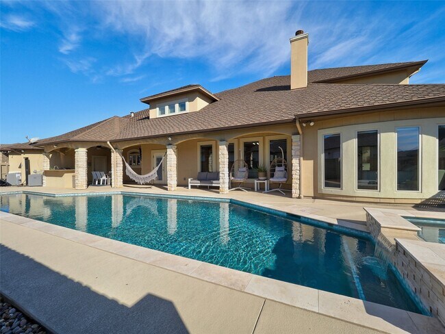 Building Photo - 204 Black Diamond Rd