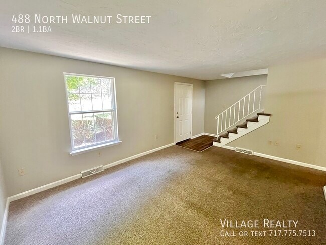 Building Photo - 488 N Walnut St