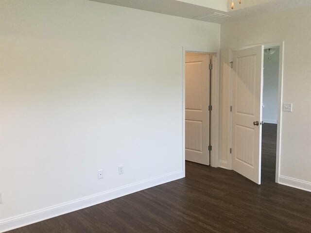 Building Photo - 3135 Creek Village Ln