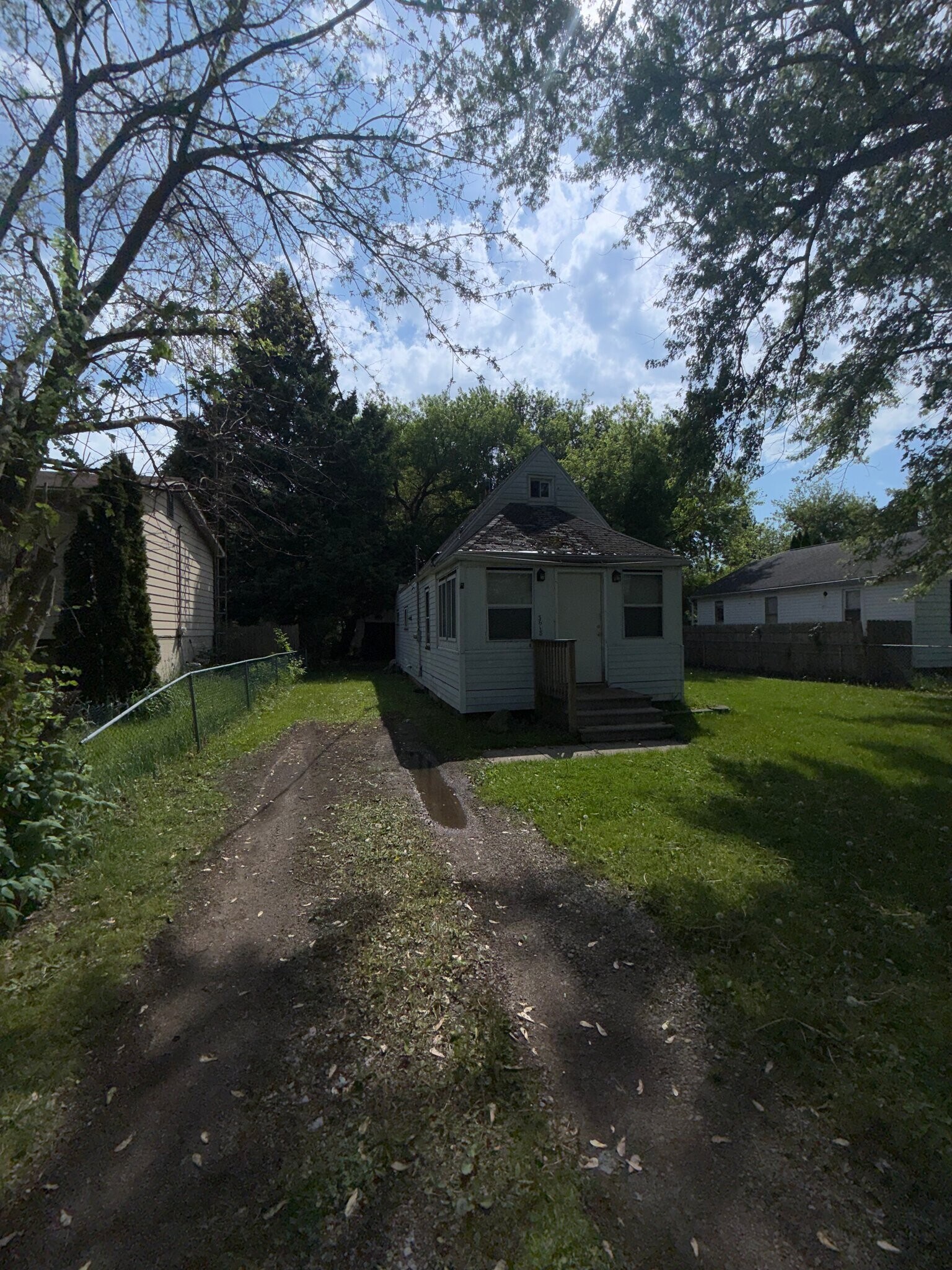Building Photo - 3618 Branch Rd