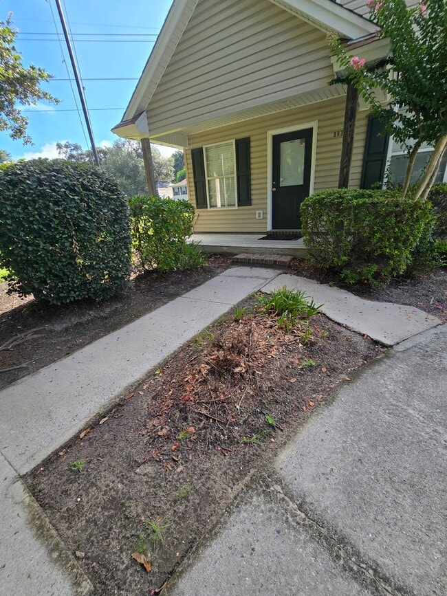 Building Photo - 9830 Whitefield Ave