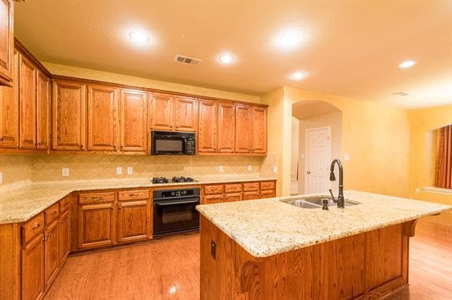 Building Photo - 2819 Hidden Knoll Tr