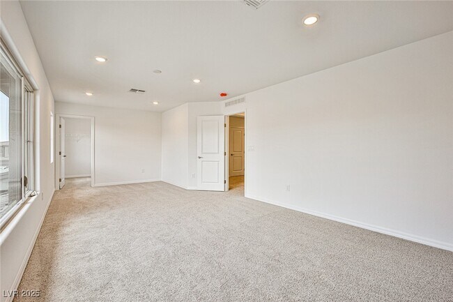 Building Photo - 7412 Legacy Pt St