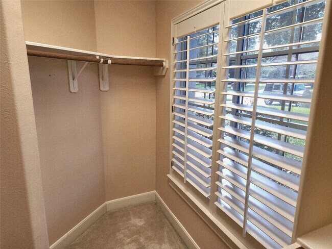 Building Photo - 14214 Altair Dr