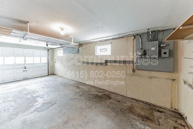 Building Photo - 2964 Werkridge Dr