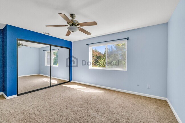 Building Photo - 30 Pony Ct