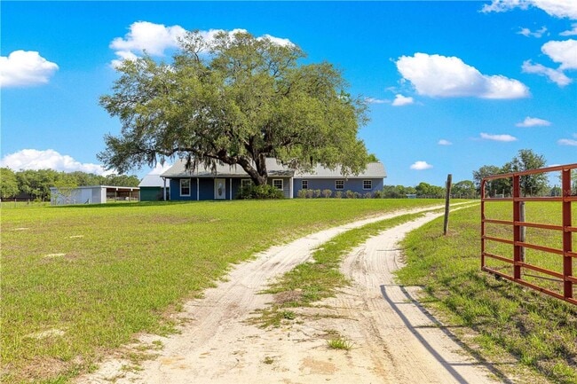 Building Photo - 3/2 Farm Home on 18.25 acres