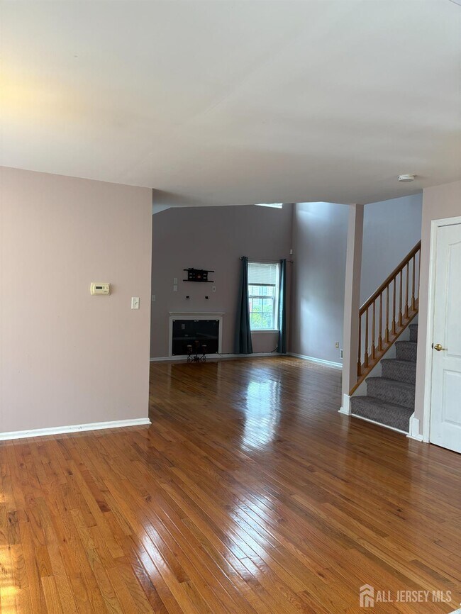 Building Photo - 30 Palmetto Way