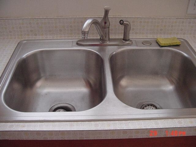 Kitchen Sink - 1051 Mango Ave