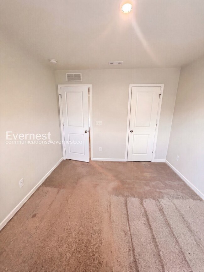 Building Photo - 1016 Concord Springs Dr