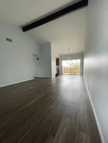 Building Photo - 315 N Pico Ave