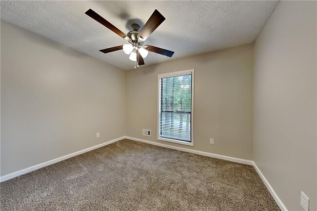 Building Photo - 2816 Quinbery Dr