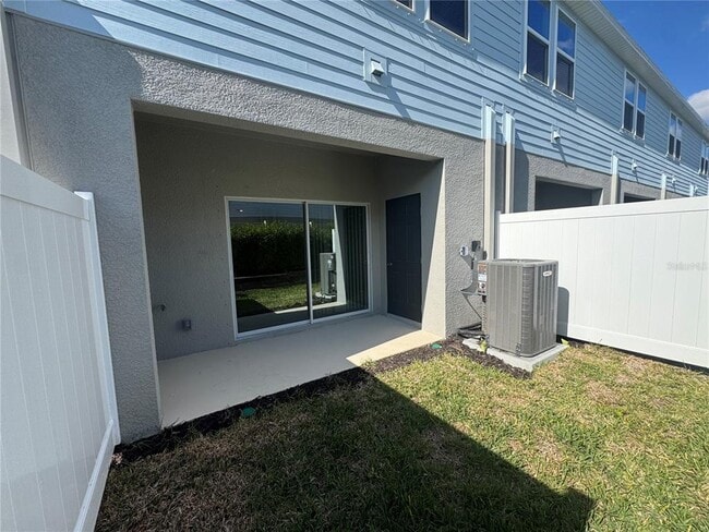 Building Photo - 8720 Daybreak St