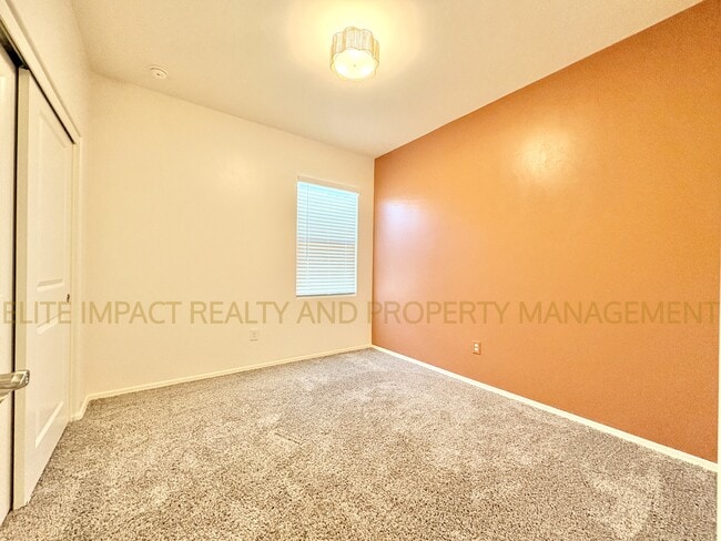 Building Photo - 6638 E Via Jardin Verde