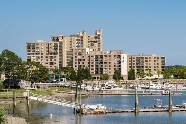 Building Photo - 73 Broad Reach